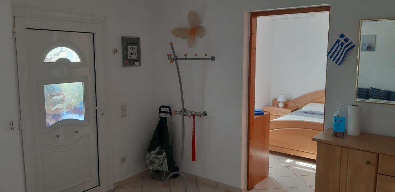 ハニアAlexandros Cosy House For Family Vacationアパートメント エクステリア 写真